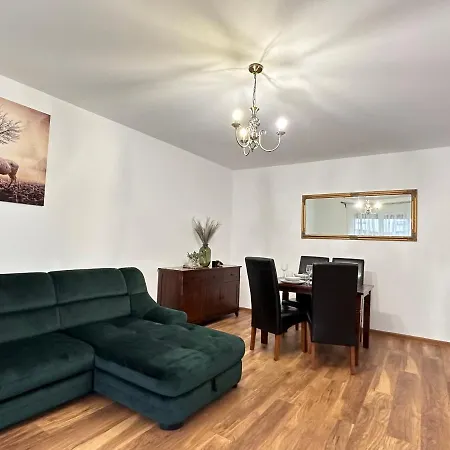 Cozy At Maurer Apartment