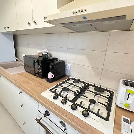 Studios And Apartments At Maurer Residence Brasov Apartamento