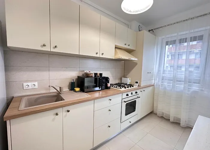 Cozy And At Maurer Daire