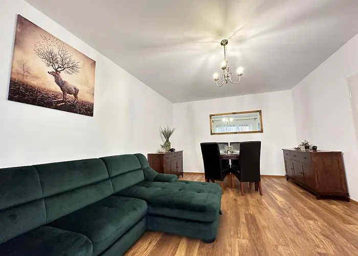 And At Maurer Apartment *