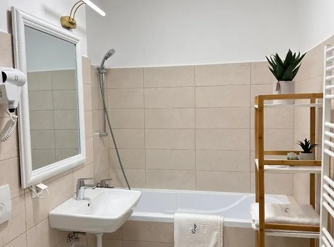 Cozy And At Maurer Braşov